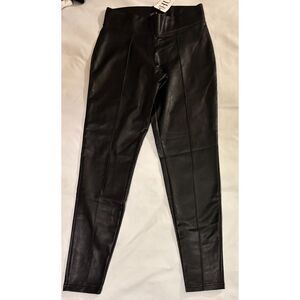 Hue Faux Leather Seamed Wide Waistband Black Leggings Womens Medium NWT
